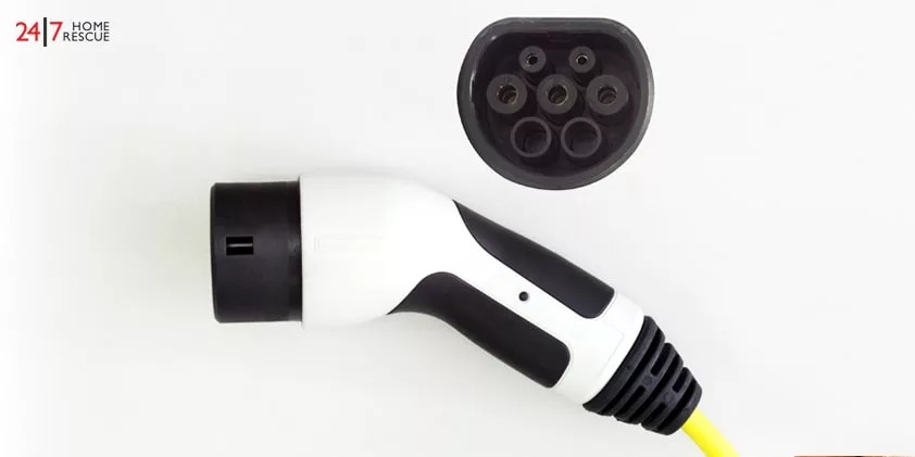 Electric car charger plug and EV charging connector